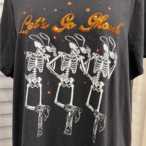 Let's Go Ghoul Graphic Tee - Picture 2 of 4